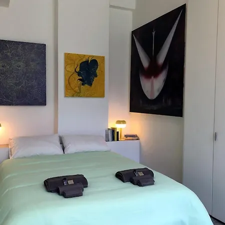 Apartment Artistic And Spacious Loft - 3 Min From The Metro