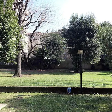 Artistic And Spacious Loft - 3 Min From The Metro Milan